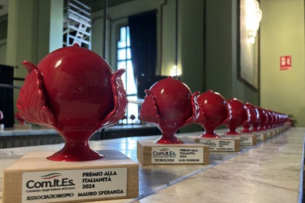il pomo premio comites 2024